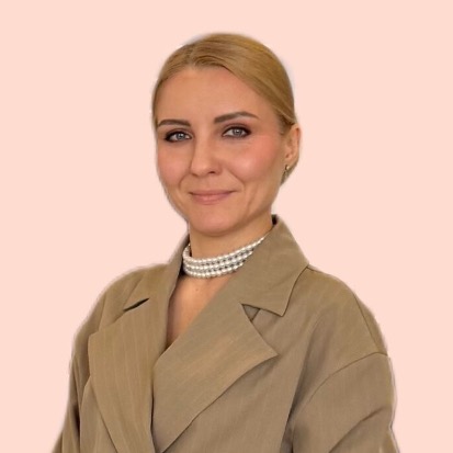 Зелінська Юлія